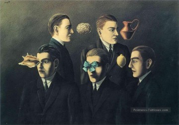 ルネ・マグリット Painting - 見慣れた物体 1928年 ルネ・マグリット